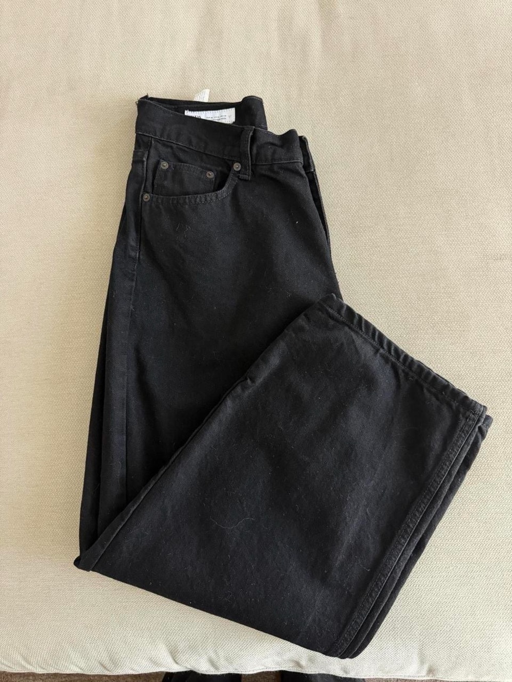 Zara Black Straight-Leg Jeans